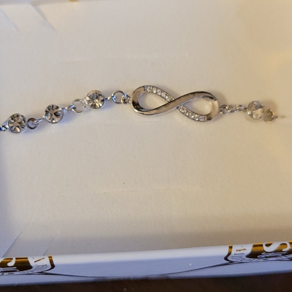 Infinity bracelet